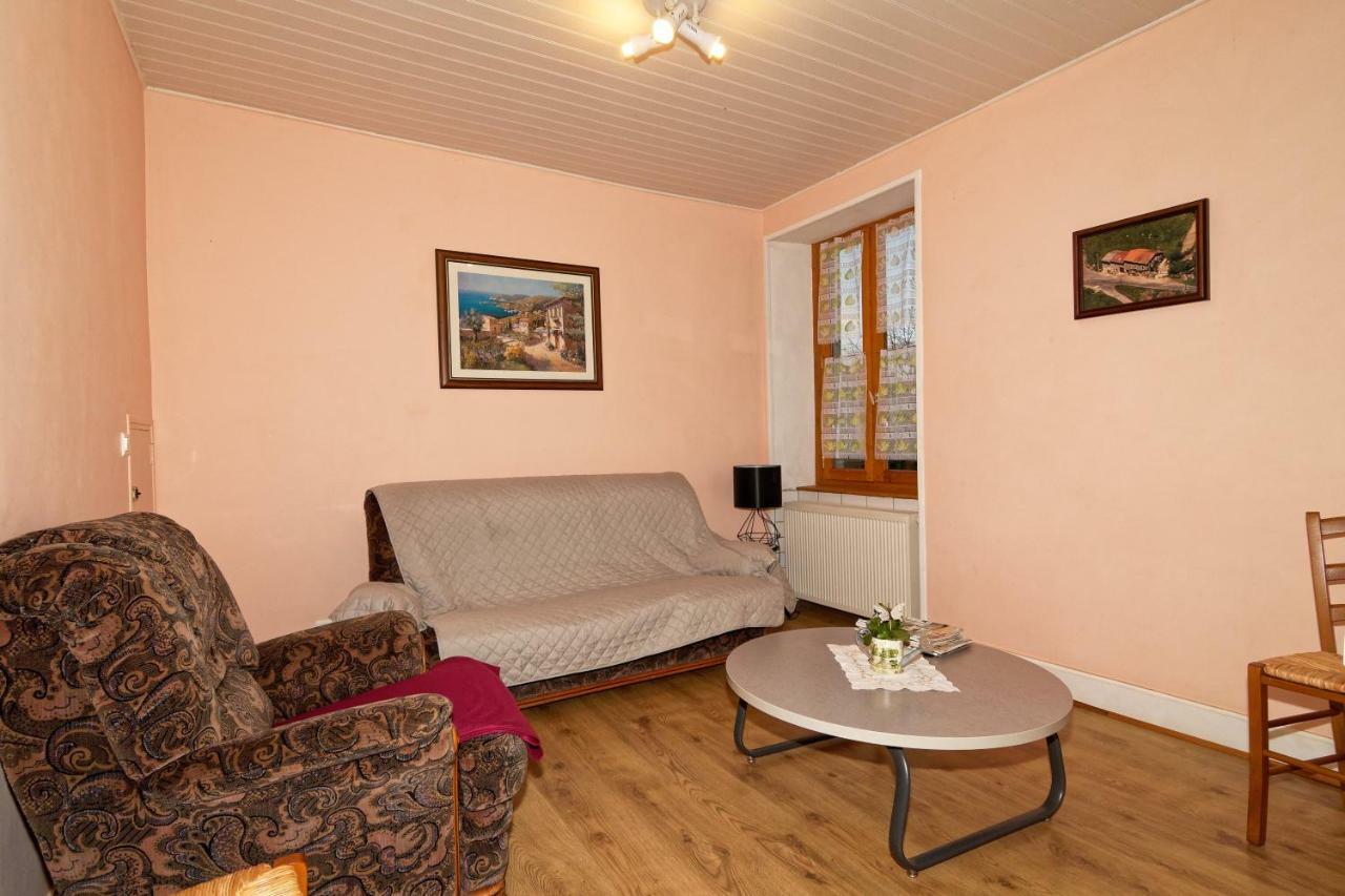 Gite De Sauviat 25 Chemin Du Grand Pacher Le Bourg De Sauviat 63120 Εξωτερικό φωτογραφία