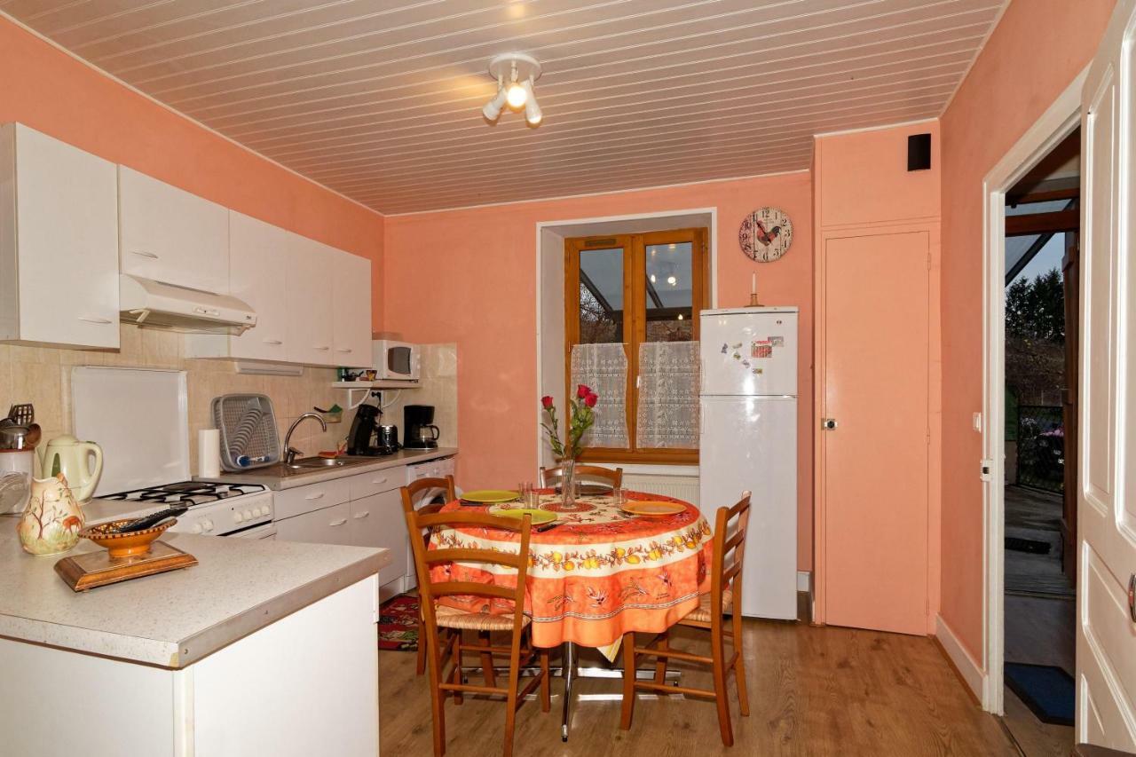 Gite De Sauviat 25 Chemin Du Grand Pacher Le Bourg De Sauviat 63120 Εξωτερικό φωτογραφία