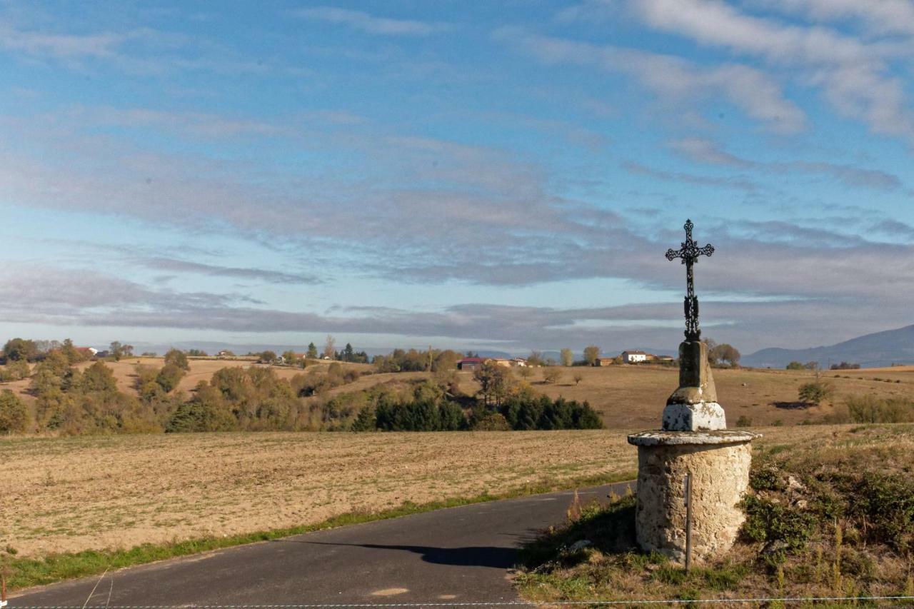 Gite De Sauviat 25 Chemin Du Grand Pacher Le Bourg De Sauviat 63120 Εξωτερικό φωτογραφία